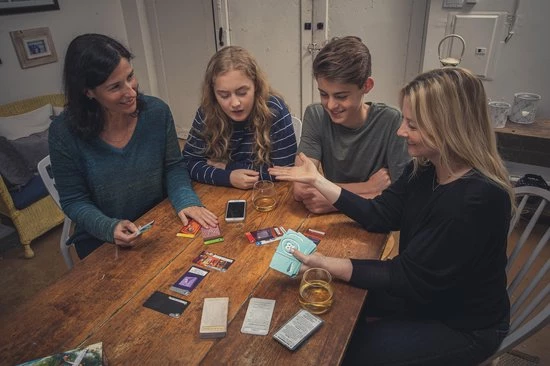 Space Cowboys Unlock! 4: Exotische Avonturen - Escape Room Spel 4 Space Cowboys Unlock! 4: Exotische Avonturen - Escape Room Spel - Afbeelding 4