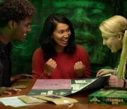 Jumbo Houses Of Treasure Escape Quest Itzamna's Eye - Escaperoom Met Legpuzzels -Vloerspellen Verkoop 550x366 131