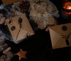 Food Escape Box Denkspel / Drankspel / Cadeau Voor Man En Vrouw / Cadeau / Escape Room Spel / Escape Room The Game / Exit / Escape Room Voor Volwassen / Escape Box / Gezelschapspel / Lets Get Drunk - 1 Tot 4 Personen - 18+ -Vloerspellen Verkoop 550x366 157