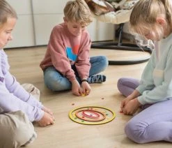 BS Vlooienspel - Hout - FSC - Vloerspel - 2 Tot 4 Spelers - Vanaf 6 Jaar -Vloerspellen Verkoop 550x366 34