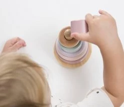 Little Dutch Rammelaar - Houten Tuimelring - Roze -Vloerspellen Verkoop 550x394 1