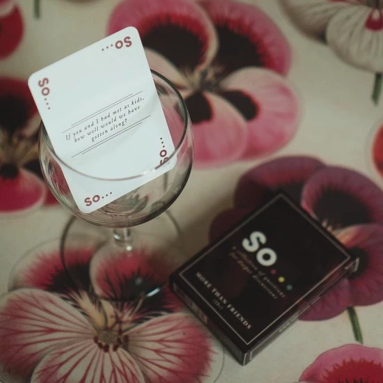 So Cards: More Than Friends 2 So Cards: More Than Friends - Afbeelding 2