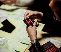 E-scaperooms Escape Room - Suspectum MMI - Thuis Escape Room - 1 Tot 3 Uur - 2 Tot 6 Spelers