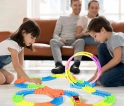 FURNIBELLA - Circuit Met Oplichtende Auto 366-delige Baanbaanspel Voor Kinderen Vanaf 3 Jaar